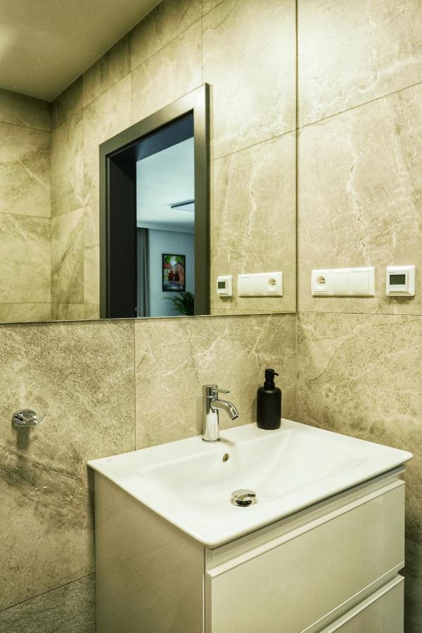 Apartamenty Centrum Park Twardowskiego 4 Zielona Góra Dış mekan fotoğraf